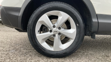 Nissan Qashqai 1.5 dCi 115 Acenta Premium 5dr Diesel Hatchback